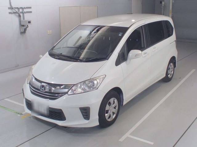 30260 HONDA FREED GB3 2015 г. (CAA Chubu)