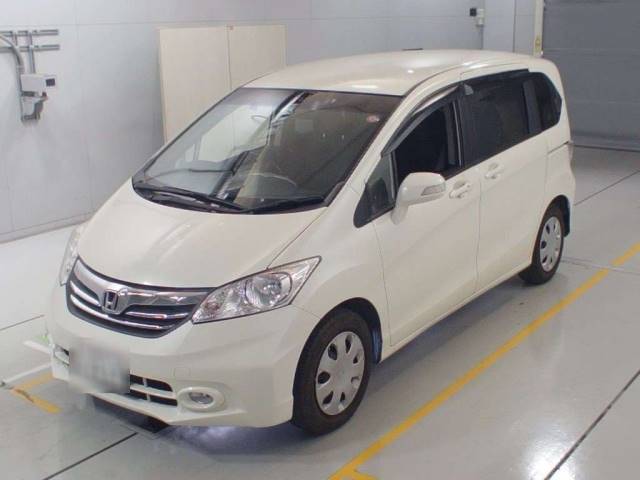 33429 HONDA FREED GB3 2012 г. (CAA Chubu)