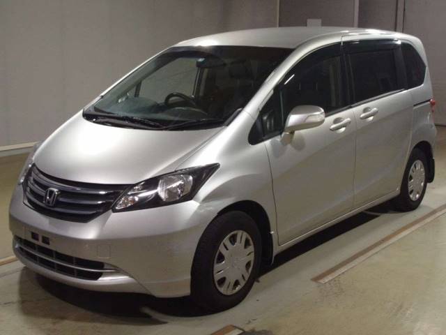 4073 HONDA FREED GB3 2011 г. (TAA Hyogo)