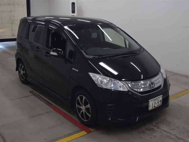 60087 HONDA FREED GP3 2012 г. (MIRIVE Osaka)