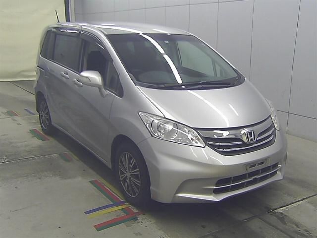 70174 HONDA FREED GB3 2012 г. (Honda Kansai)