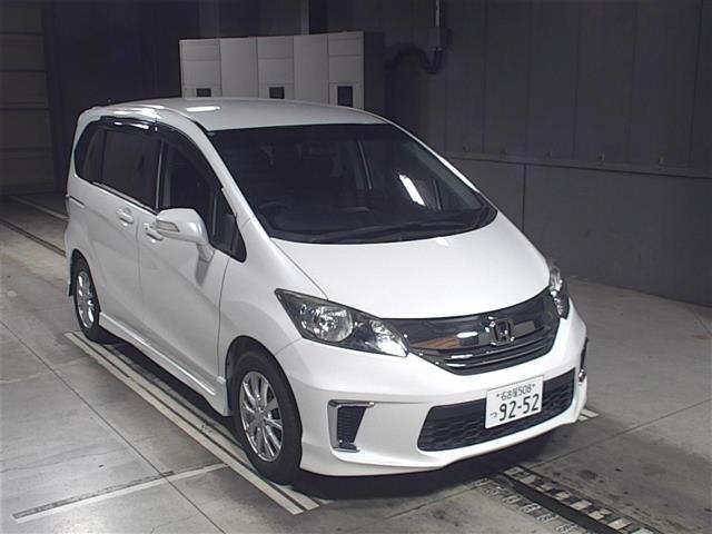 8451 HONDA FREED GP3 2016 г. (JU Gifu)