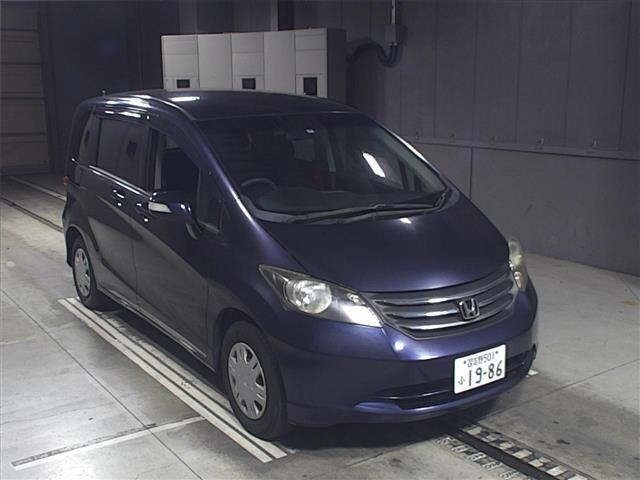 8569 HONDA FREED GB3 2011 г. (JU Gifu)