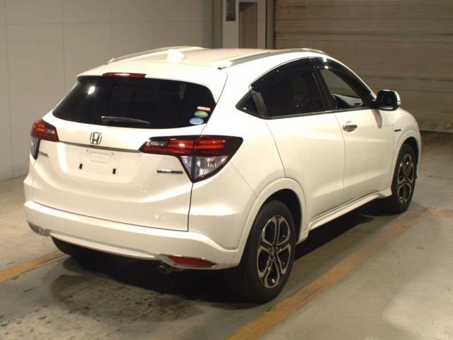 32016 HONDA VEZEL RU3 2014 г. (TAA Kyushu)