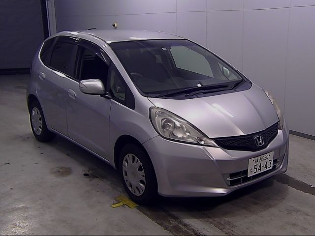 10268 Honda Fit GE6 2013 г. (Honda Tokyo)