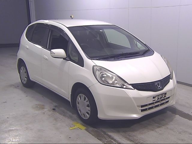 10329 Honda Fit GE6 2011 г. (Honda Tokyo)