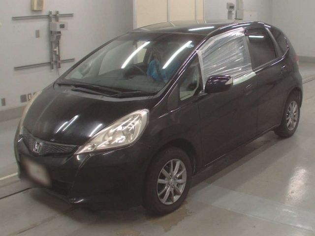 1033 Honda Fit GE6 2013 г. (CAA Tokyo)