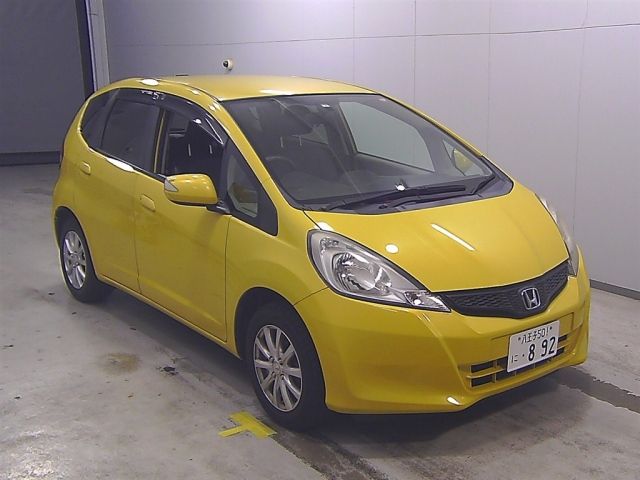 10332 Honda Fit GE6 2012 г. (Honda Tokyo)