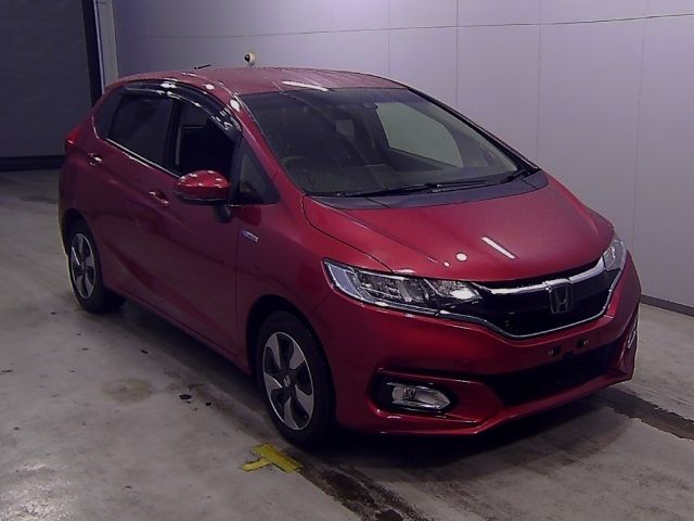 10368 Honda Fit GP5 2018 г. (Honda Tokyo)