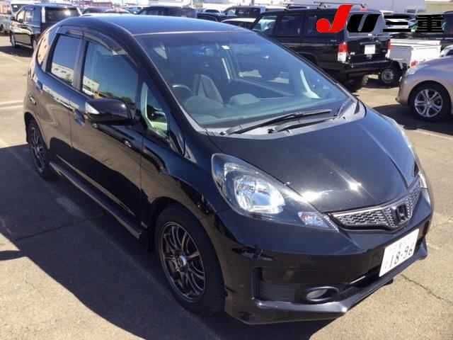 1050 Honda Fit GE8 2013 г. (JU Mie)