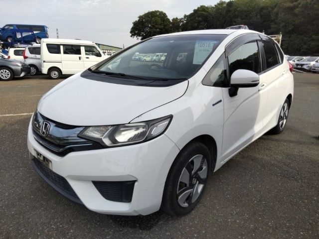 10516 Honda Fit GP5 2014 г. (LUM Tokyo Nyusatsu)