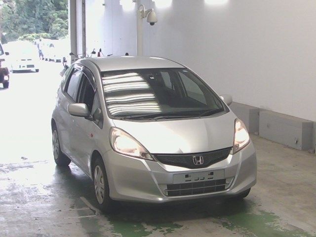 1069 Honda Fit GE7 2012 г. (ARAI Sendai)