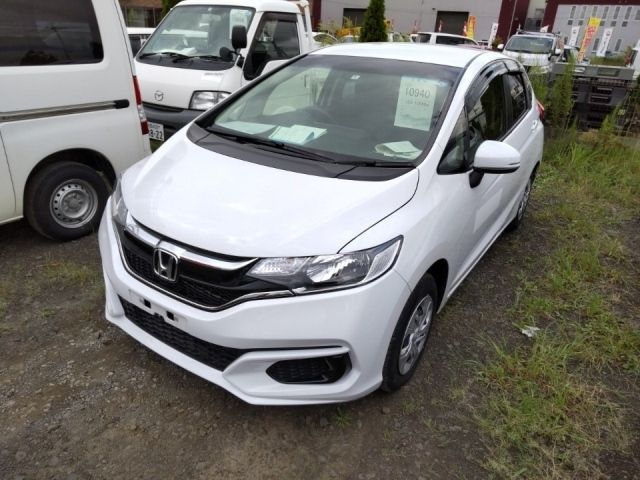 10940 Honda Fit GK3 2018 г. (LUM Tokyo Nyusatsu)