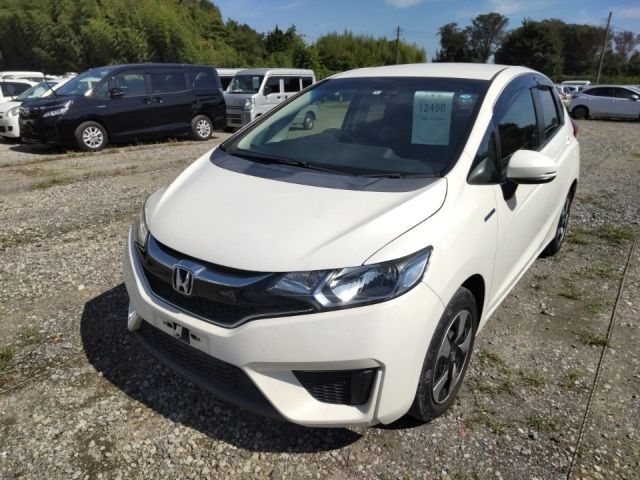 12496 Honda Fit GP5 2016 г. (LUM Tokyo Nyusatsu)