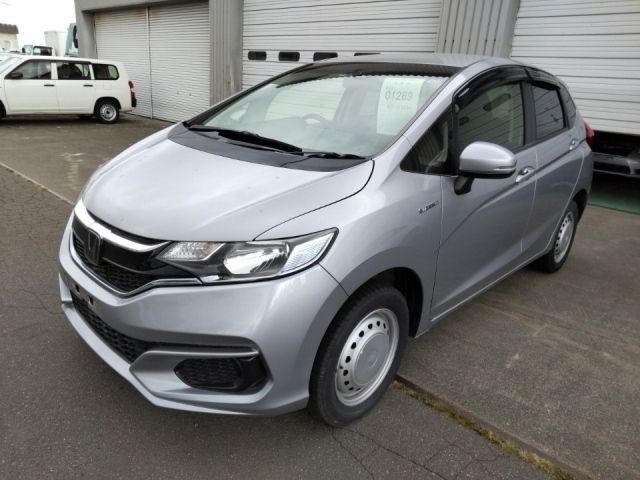 1269 Honda Fit GP6 2018 г. (LUM Hokkaido Nyusatsu)