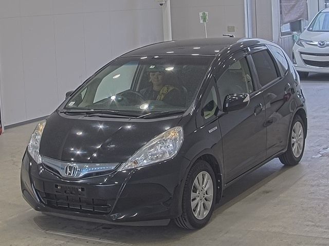 1472 Honda Fit GP1 2013 г. (ARAI Oyama)