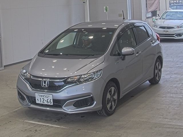 1708 Honda Fit GP5 2018 г. (ARAI Oyama)