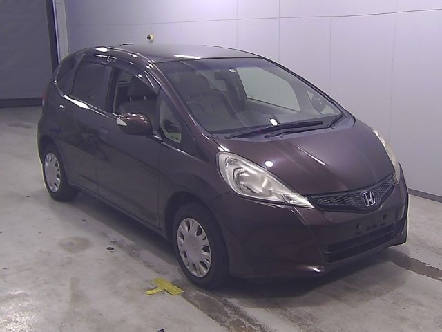 19164 Honda Fit GE6 2013 г. (Honda Tokyo)