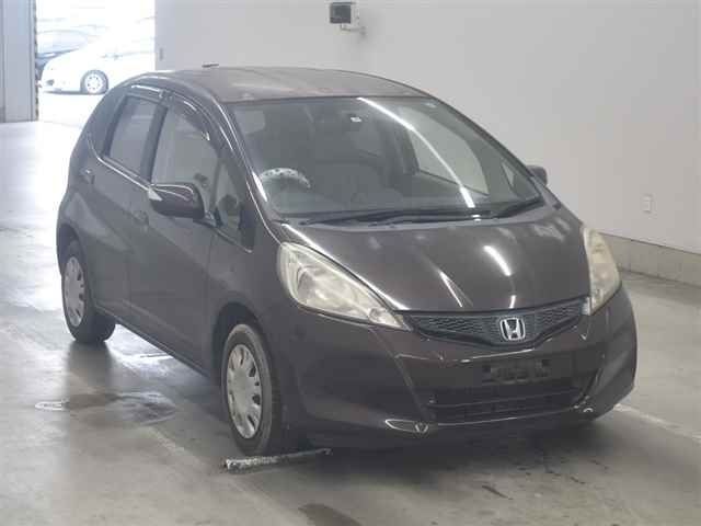 20043 Honda Fit GE6 2011 г. (MIRIVE Aichi)