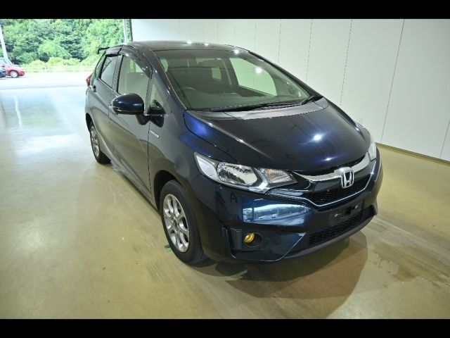 20141 Honda Fit GP6 2016 г. (Honda Tokyo)