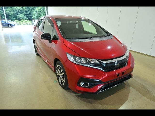 20433 Honda Fit GP5 2018 г. (Honda Tokyo)