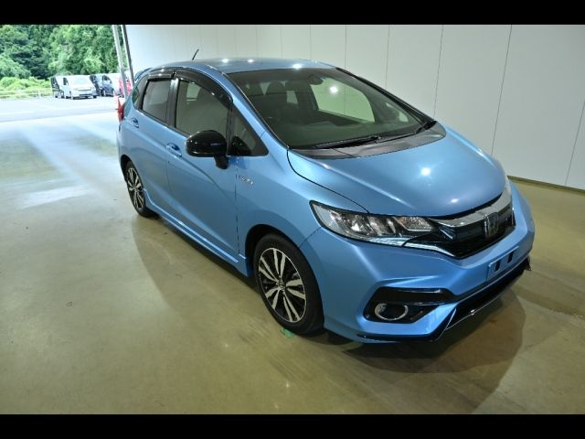 20435 Honda Fit GP5 2018 г. (Honda Tokyo)