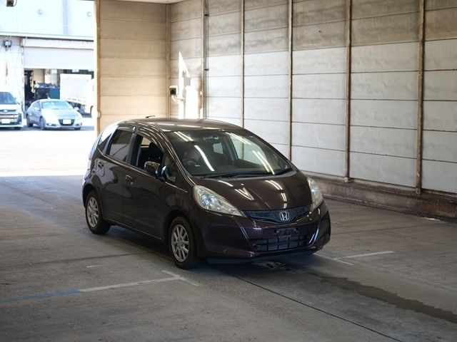 2211 Honda Fit GE6 2013 г. (ARAI Bayside)