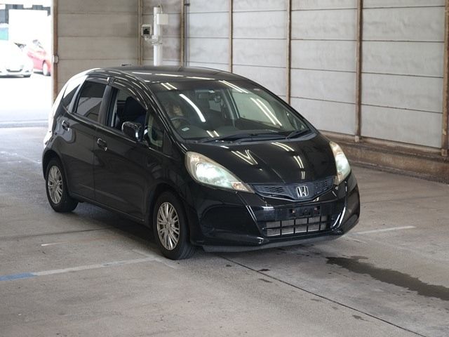 2341 Honda Fit GE6 2012 г. (ARAI Bayside)