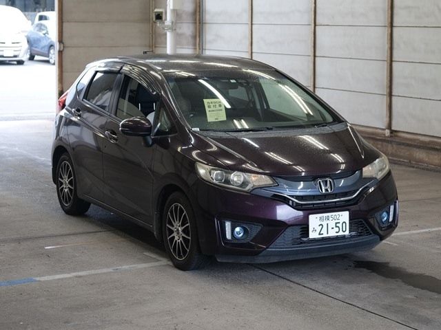 2558 Honda Fit GK5 2014 г. (ARAI Bayside)