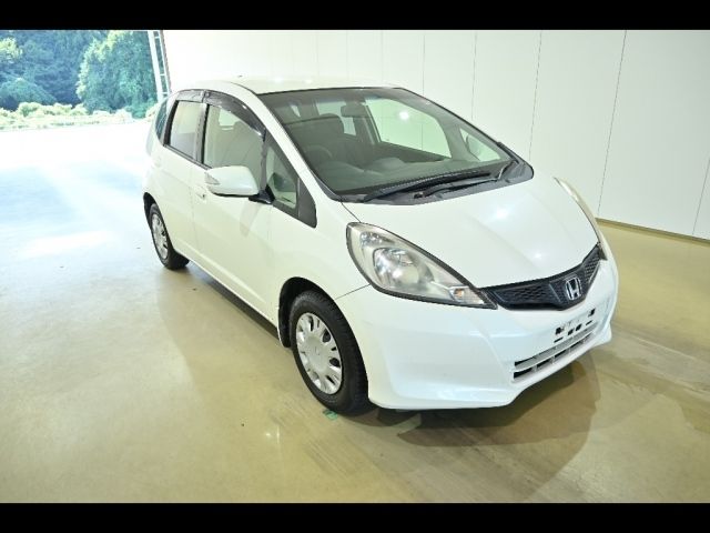 29001 Honda Fit GE6 2013 г. (Honda Tokyo)