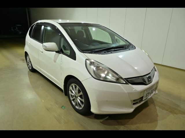 29031 Honda Fit GE8 2011 г. (Honda Tokyo)