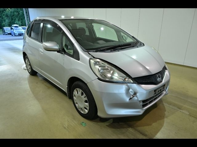 29063 Honda Fit GE6 2011 г. (Honda Tokyo)