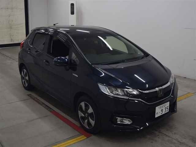 30017 Honda Fit GP5 2019 г. (MIRIVE Osaka)