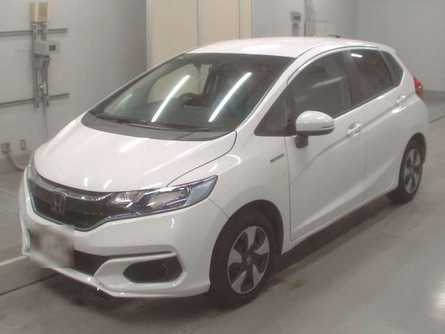 30032 Honda Fit GP5 2018 г. (CAA Tokyo)