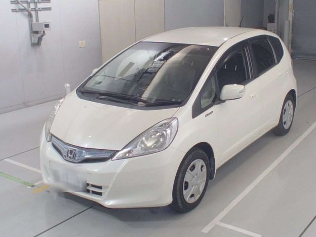 30334 Honda Fit GP1 2012 г. (CAA Chubu)