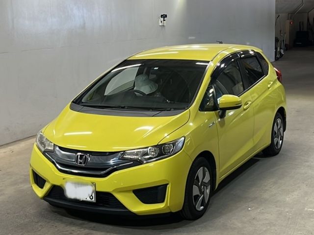 3040 Honda Fit GP5 2014 г. (KCAA Fukuoka)