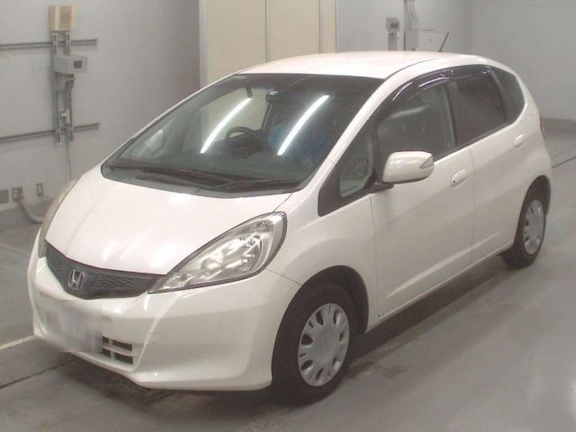 30442 Honda Fit GE6 2011 г. (CAA Tokyo)