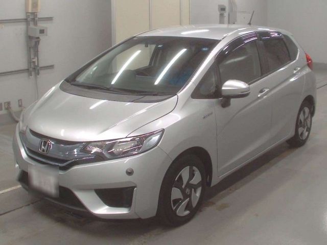 30557 Honda Fit GP5 2013 г. (CAA Tokyo)