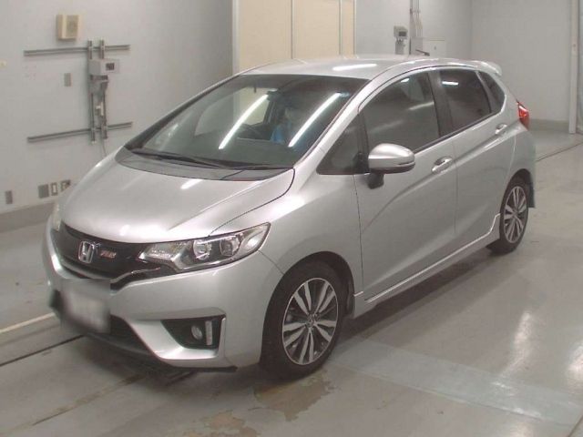 30709 Honda Fit GK5 2013 г. (CAA Tokyo)