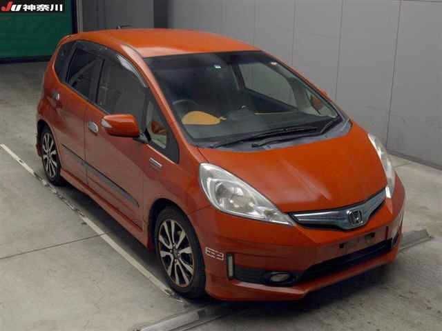 31 Honda Fit GP4 2013 г. (JU Kanagawa)