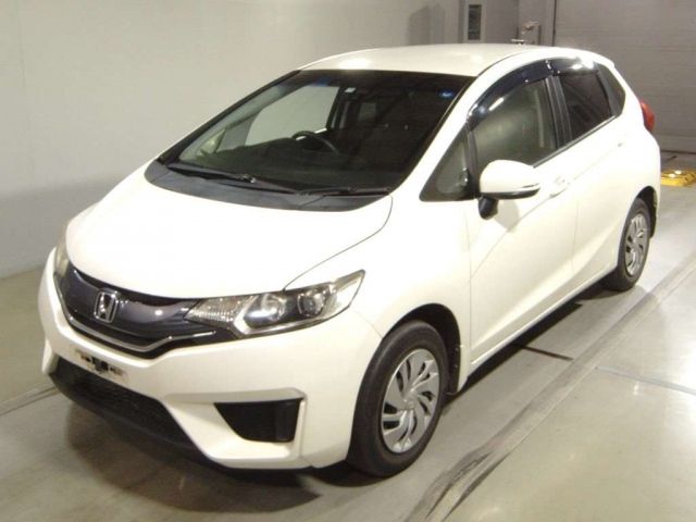 32008 Honda Fit GK3 2013 г. (TAA Tohoku)