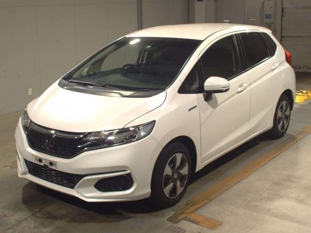 323 Honda Fit GP5 2018 г. (TAA Kyushu)