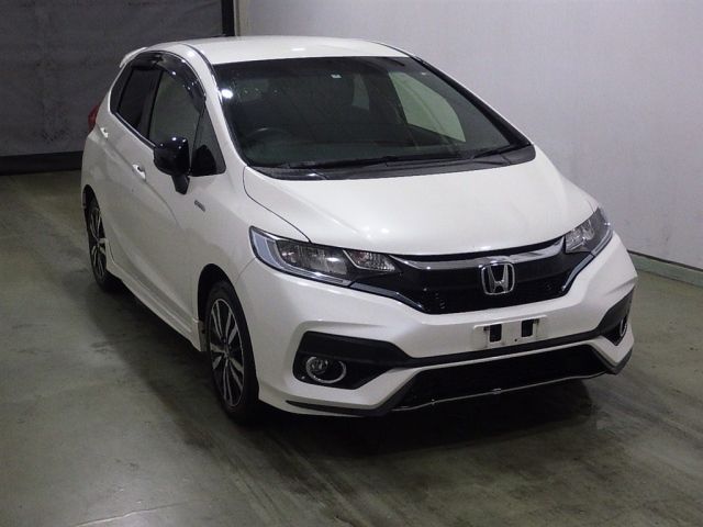 40096 Honda Fit GP5 2017 г. (Honda Sendai)