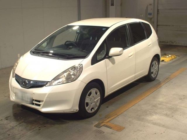 4022 Honda Fit GP1 2011 г. (TAA Kyushu)