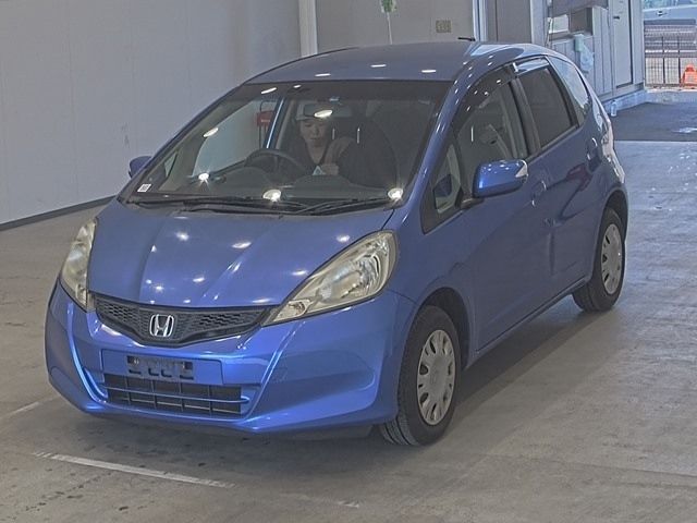 4046 Honda Fit GE6 2012 г. (ARAI Oyama)