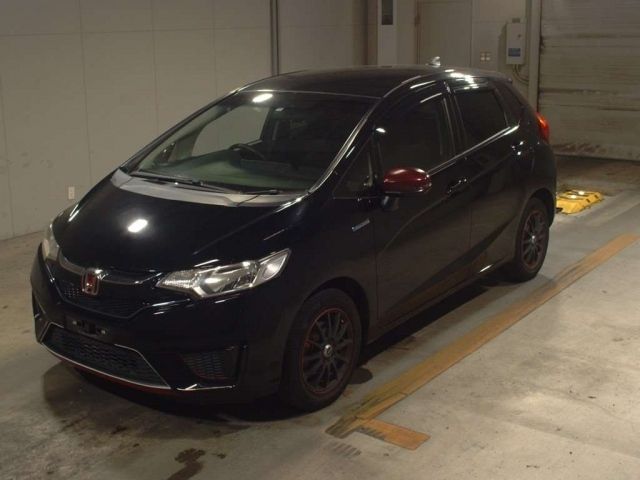 411 Honda Fit GP5 2016 г. (TAA Kyushu)