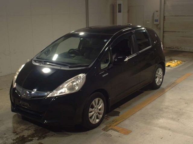 4285 Honda Fit GP1 2013 г. (TAA Kyushu)