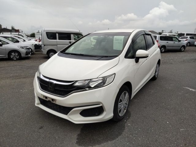 4516 Honda Fit GK3 2018 г. (LUM Nagoya Nyusatsu)