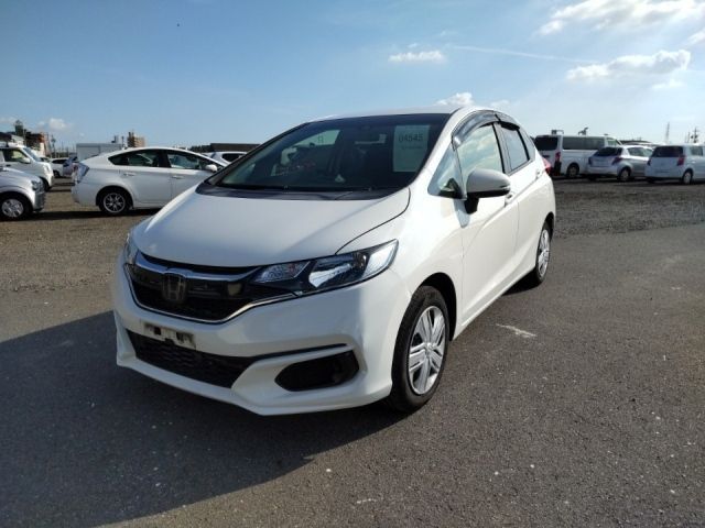 4545 Honda Fit GK3 2018 г. (LUM Nagoya Nyusatsu)