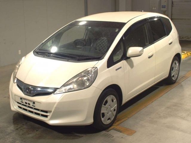 4594 Honda Fit GP1 2012 г. (TAA Kyushu)